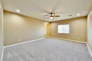 10066 W Sunbird Dr, Arizona City, AZ 85123 - Photo 23