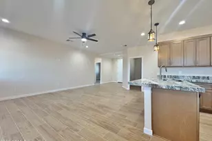 10066 W Sunbird Dr, Arizona City, AZ 85123 - Photo 5