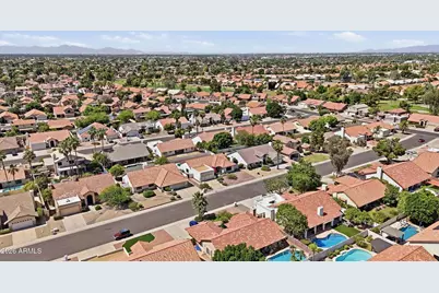 6719 W Kerry Lane, Glendale, AZ 85308 - Photo 33