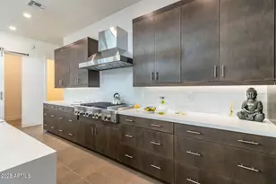 8510 S 9th Dr, Phoenix, AZ 85041 - Photo 21