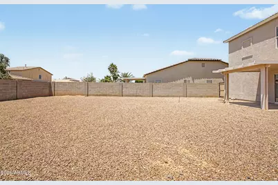 13261 W Redfield Road, Surprise, AZ 85379 - Photo 27