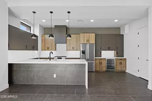 377 E Windsor Ave, Phoenix, AZ 85004 - Photo 5