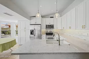 7526 W Corrine Dr, Peoria, AZ 85381 - Photo 13