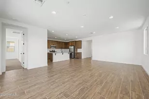 13572 W Mayberry Trail, Peoria, AZ 85383 - Photo 5