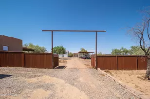 22016 W Beacon Ln, Wittmann, AZ 85361 - Photo 33
