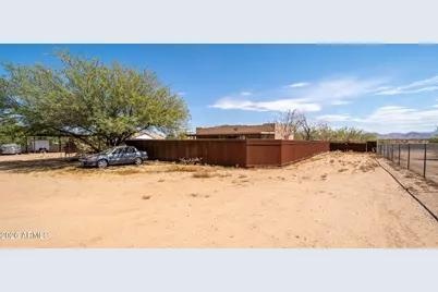 22016 W Beacon Lane, Wittmann, AZ 85361 - Photo 37