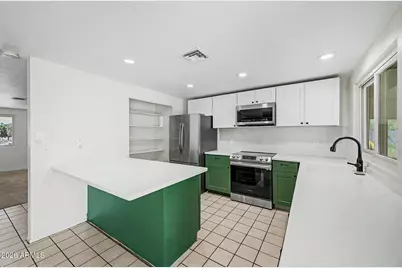 451 N San Jose Circle, Mesa, AZ 85201 - Photo 13
