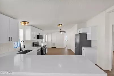 44015 N 12th Street, New River, AZ 85087 - Photo 13