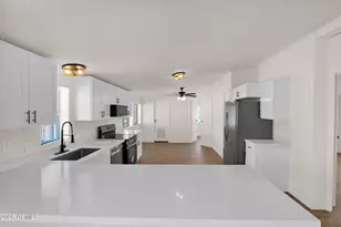 44015 N 12th St, New River, AZ 85087 - Photo 13