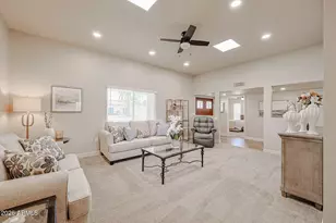 10709 W Sequoia Dr, Sun City, AZ 85373 - Photo 9
