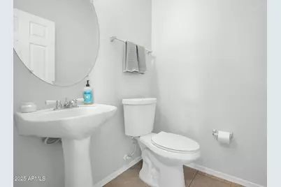 2929 N 37th Street #10, Phoenix, AZ 85018 - Photo 7