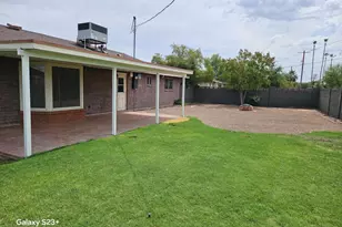 531 E Laguna Dr, Tempe, AZ 85282 - Photo 27