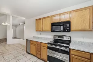 10749 W Torren Dr, Arizona City, AZ 85123 - Photo 9