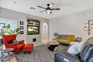 3935 E Rough Rider Rd, Phoenix, AZ 85050 - Photo 9