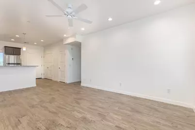 2063 E Lemon Street #3004, Tempe, AZ 85281 - Photo 5