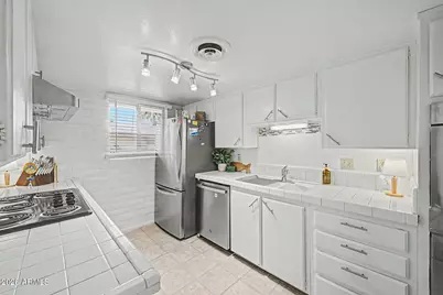 1901 E Missouri Avenue #216, Phoenix, AZ 85016 - Photo 11