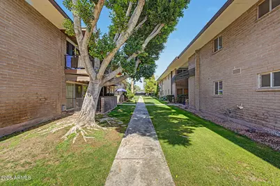 1901 E Missouri Avenue #216, Phoenix, AZ 85016 - Photo 33