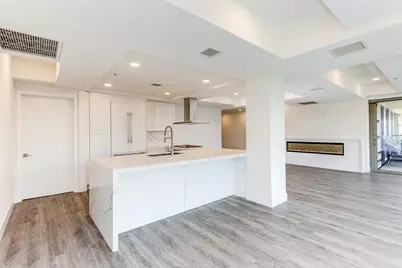 7137 E Rancho Vista Drive #Unit 7008, Scottsdale, AZ 85251 - Photo 11