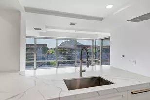7137 E Rancho Vista Dr, Scottsdale, AZ 85251 - Photo 19