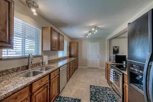 8031 E Oak St, Scottsdale, AZ 85257 - Photo 15