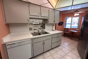 13813 N Thunderbird Blvd, Sun City, AZ 85351 - Photo 7