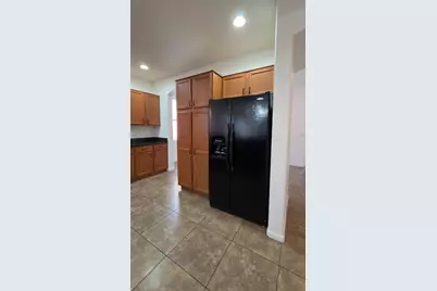 21742 N Bradford Drive, Maricopa, AZ 85138 - Photo 3