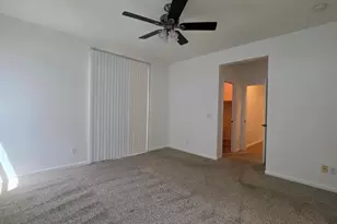 21742 N Bradford Dr, Maricopa, AZ 85138 - Photo 13