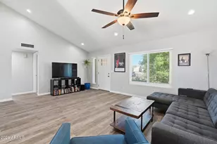 1502 E Divot Dr, Tempe, AZ 85283 - Photo 7
