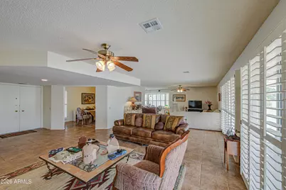 10145 W Pima Court, Sun City, AZ 85373 - Photo 9