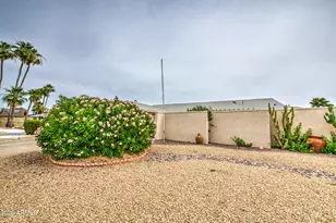 10145 W Pima Ct, Sun City, AZ 85373 - Photo 3