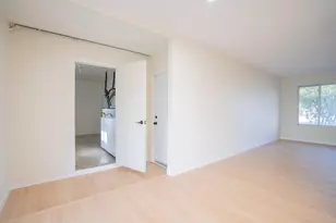 3142 N 78th Dr, Phoenix, AZ 85033 - Photo 11