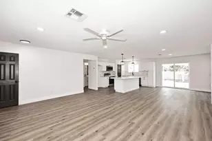 10537 W La Jolla Dr, Sun City, AZ 85351 - Photo 9