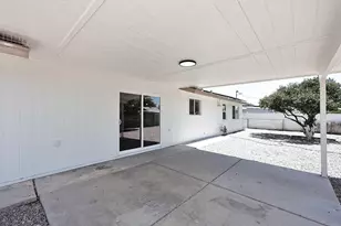 10537 W La Jolla Dr, Sun City, AZ 85351 - Photo 59