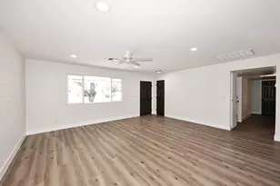 10537 W La Jolla Dr, Sun City, AZ 85351 - Photo 13