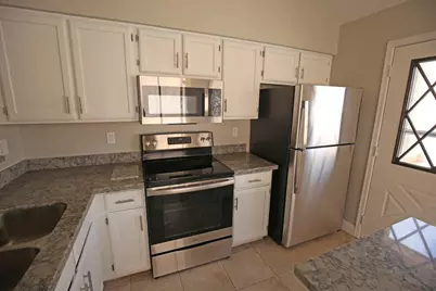 1820 E Secretariat Drive, Tempe, AZ 85284 - Photo 11