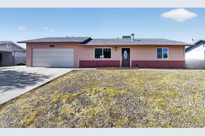 704 E Peppertree Avenue, Apache Junction, AZ 85119 - Photo 3