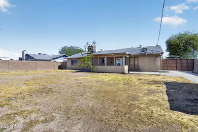 704 E Peppertree Avenue, Apache Junction, AZ 85119 - Photo 31
