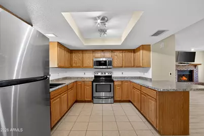 704 E Peppertree Avenue, Apache Junction, AZ 85119 - Photo 7