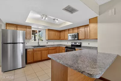 704 E Peppertree Avenue, Apache Junction, AZ 85119 - Photo 5