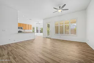 1405 S Park Grove Cir, Gilbert, AZ 85296 - Photo 13