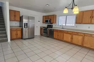 18611 North 22nd St, Phoenix, AZ 85024 - Photo 5