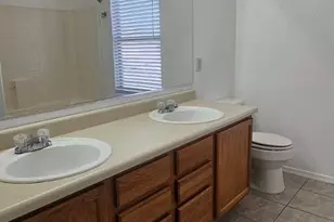18611 North 22nd St, Phoenix, AZ 85024 - Photo 9