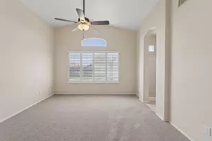 921 E Montoya Ln, Phoenix, AZ 85024 - Photo 21