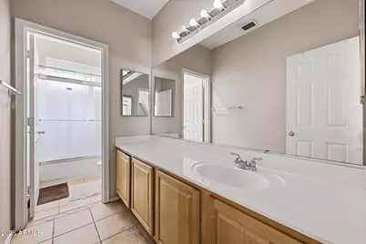 25422 N 68th Drive, Peoria, AZ 85383 - Photo 15