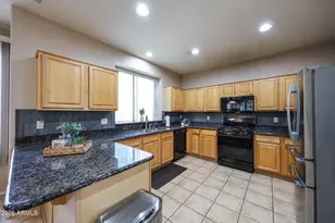 25422 N 68th Dr, Peoria, AZ 85383 - Photo 11