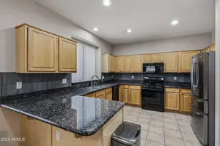 25422 N 68th Dr, Peoria, AZ 85383 - Photo 5