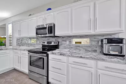 12423 W Hedge Hog Place, Peoria, AZ 85383 - Photo 15