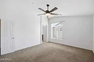 2725 E Mine Creek Rd, Phoenix, AZ 85024 - Photo 17