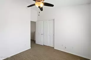 2725 E Mine Creek Rd, Phoenix, AZ 85024 - Photo 13