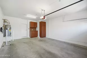 2725 E Mine Creek Rd, Phoenix, AZ 85024 - Photo 27